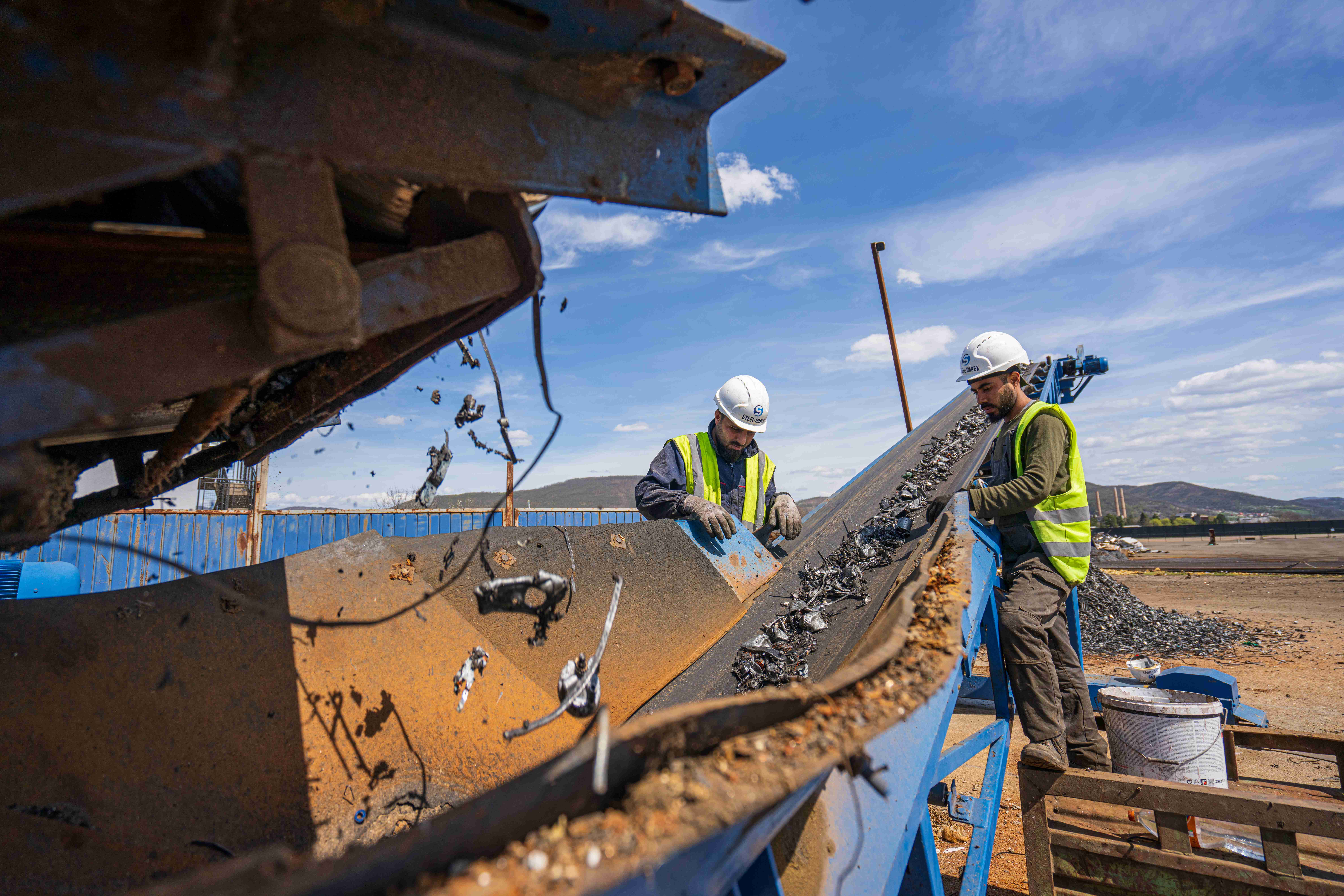 AUTOMOTIVE WASTE RECYCLING
