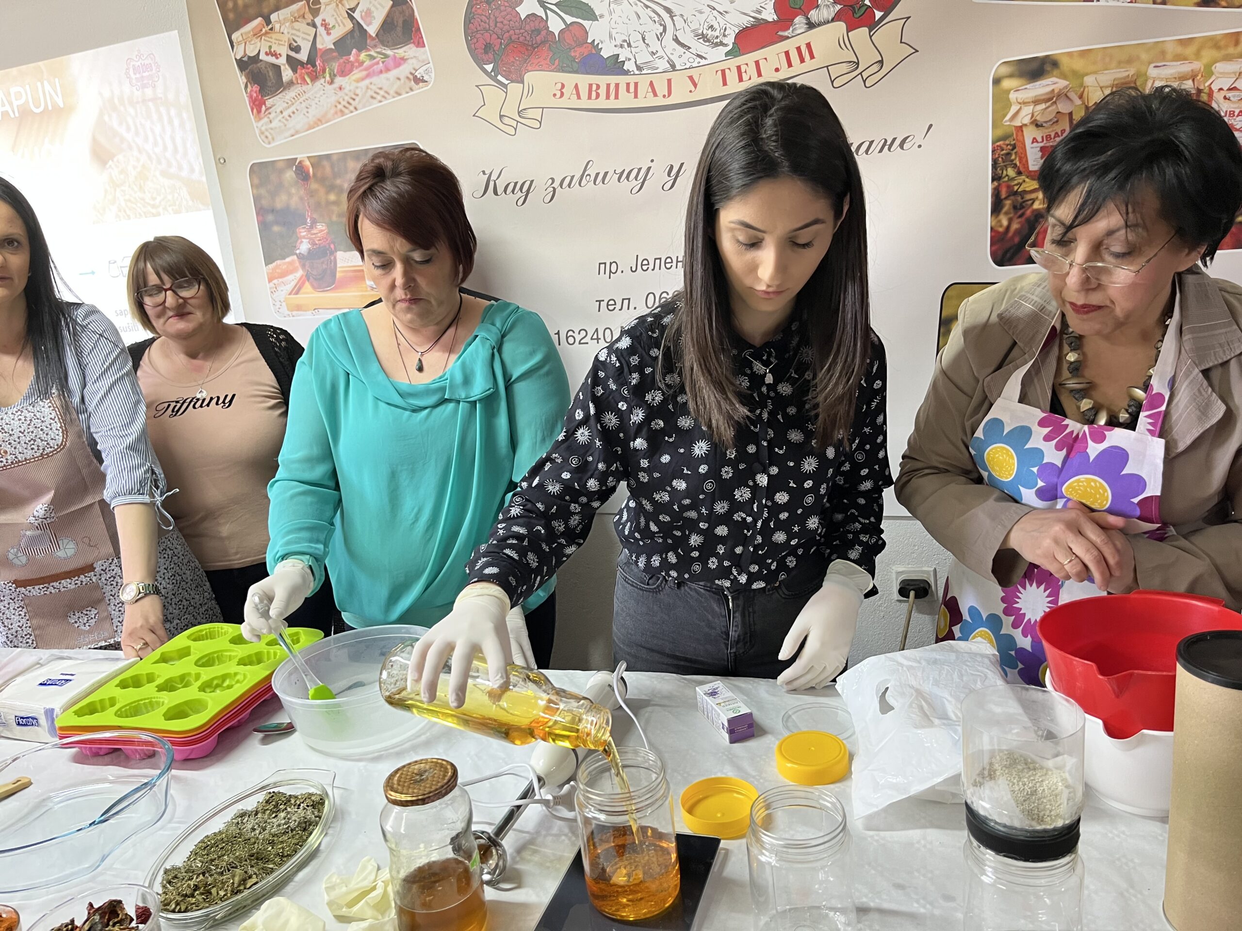 COSMETICS MADE OF AJVAR PEPPERS’ LEFTOVERS AND STRENGTHENING WOMEN’S ENTREPRENEURSHIP